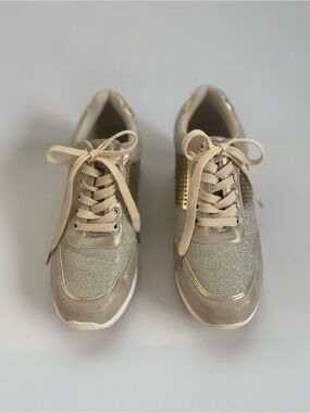 Cestfini Women's Beige and Gold Lace-Up Wedge Sneakers